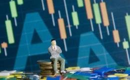 丁大衛最新股市評論：10月份先縮量探底，然后放量拉升